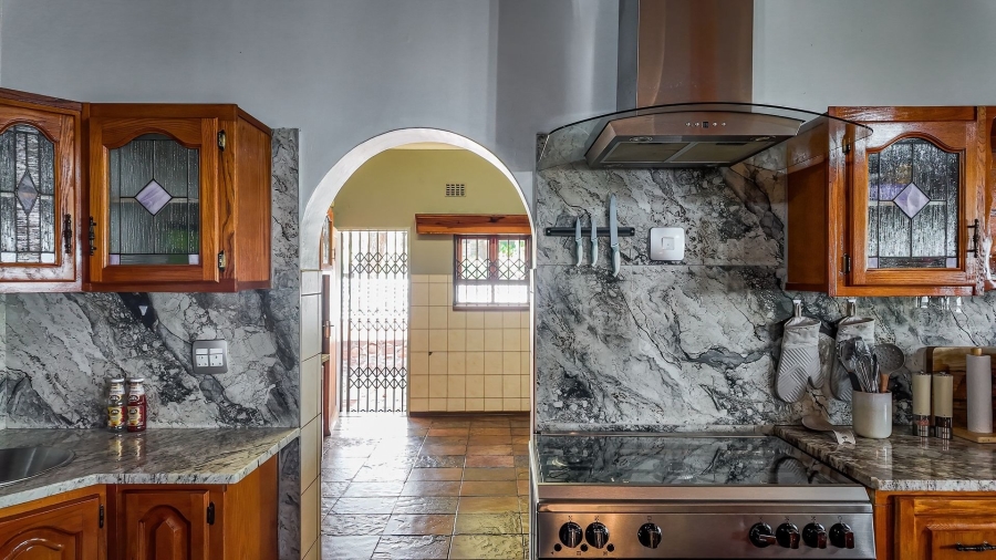 7 Bedroom Property for Sale in Waterkloof A H North West